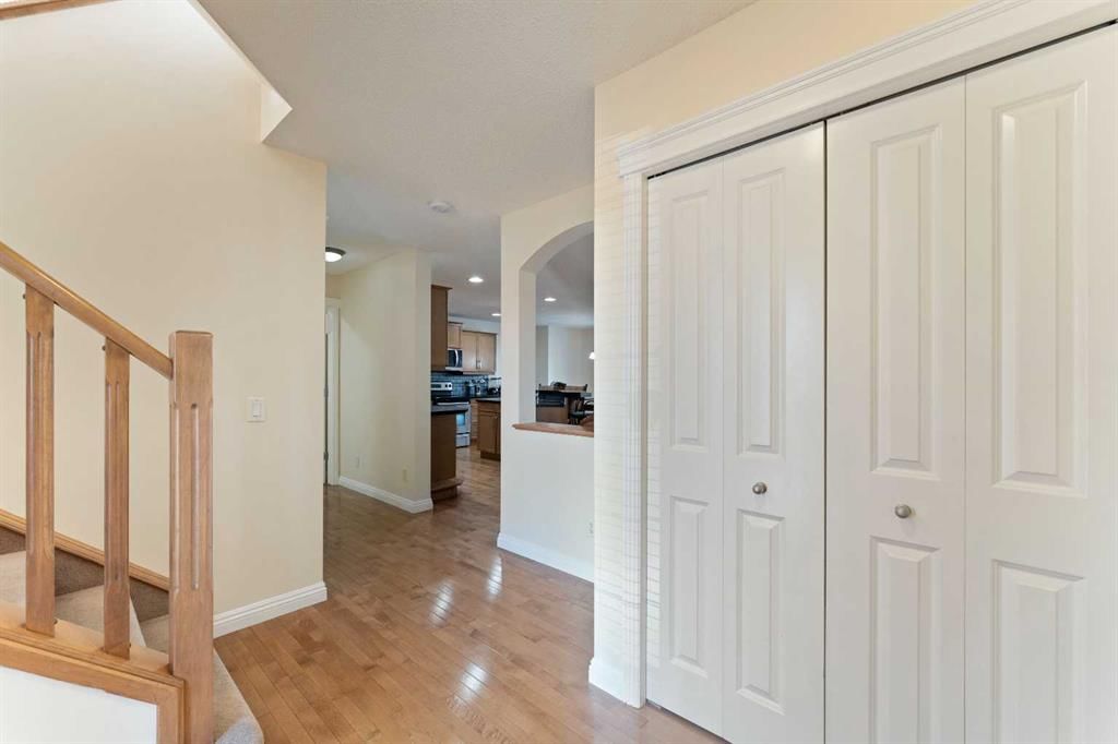 152 Covehaven Terrace NE, Calgary — photo 3 of 45