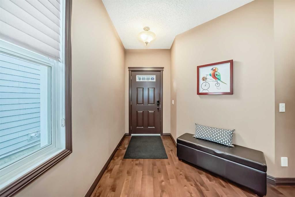 258 Chaparral Valley Terrace SE, Calgary — photo 4 of 50