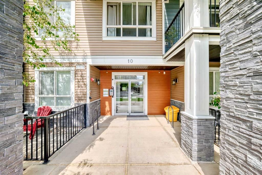 109, 10 Walgrove Walk SE, Calgary — photo 3 of 41