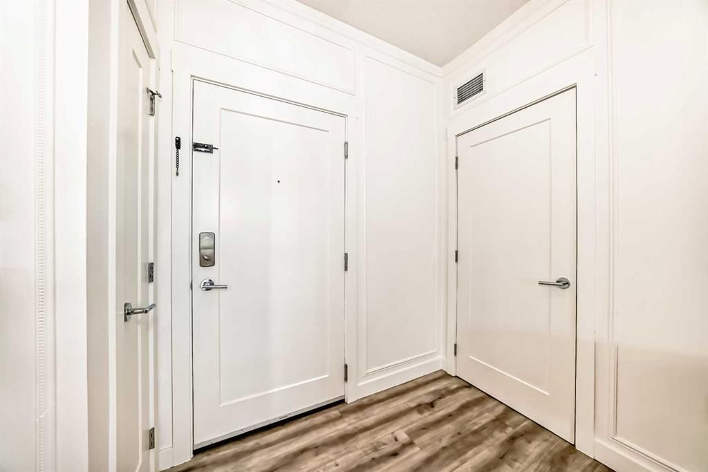 109, 10 Walgrove Walk SE, Calgary — photo 5 of 41
