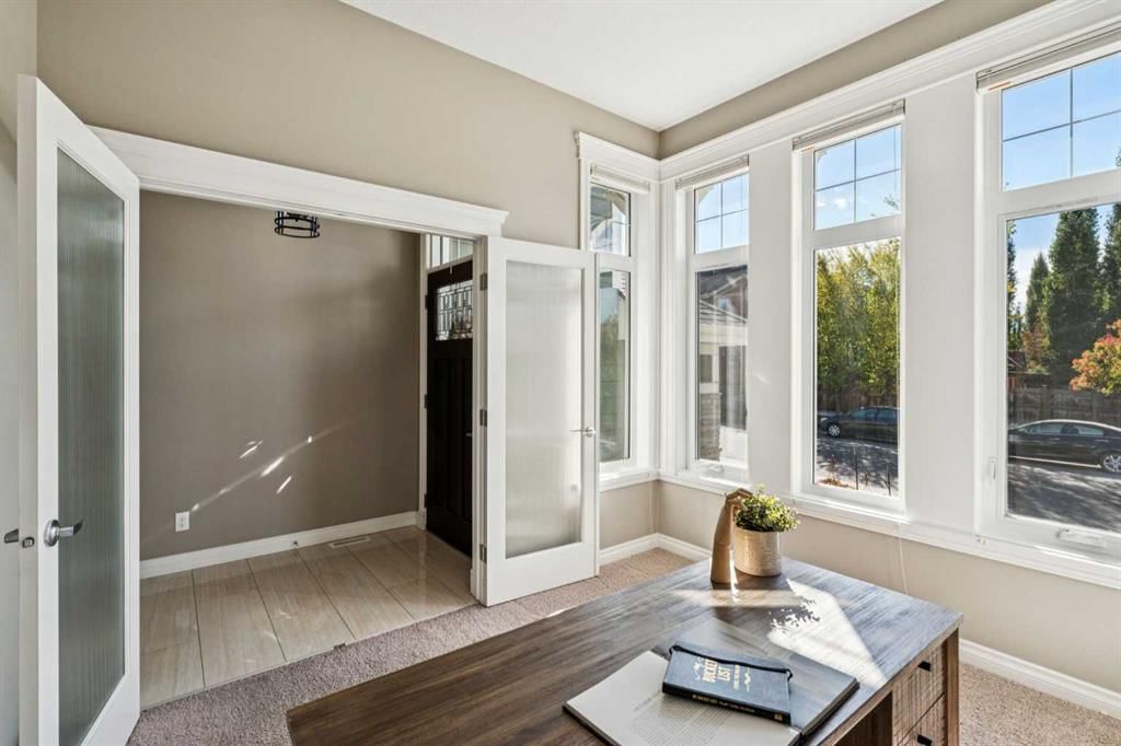 195 Auburn Sound Circle SE, Calgary — photo 4 of 46
