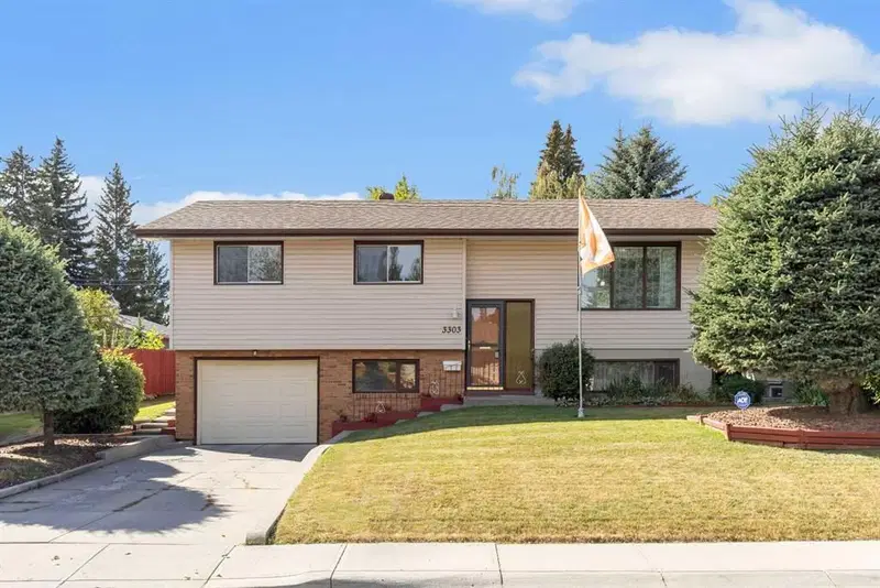 3303 Boulton Road NW, Calgary — main listing photo