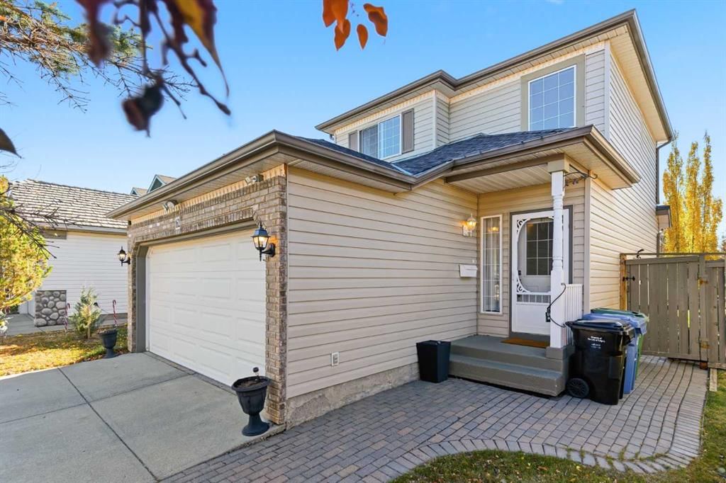 162 Mt Apex Crescent SE, Calgary — photo 2 of 50