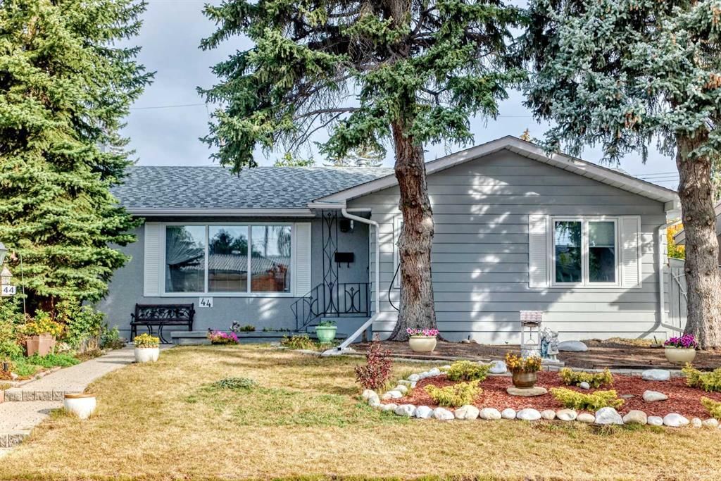44 Gordon Drive SW, Calgary — photo 2 of 49