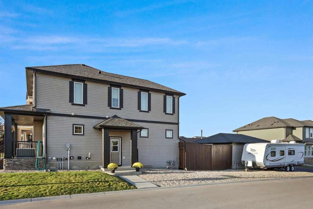 138 Nolan Hill Drive NW, Calgary — photo 3 of 50