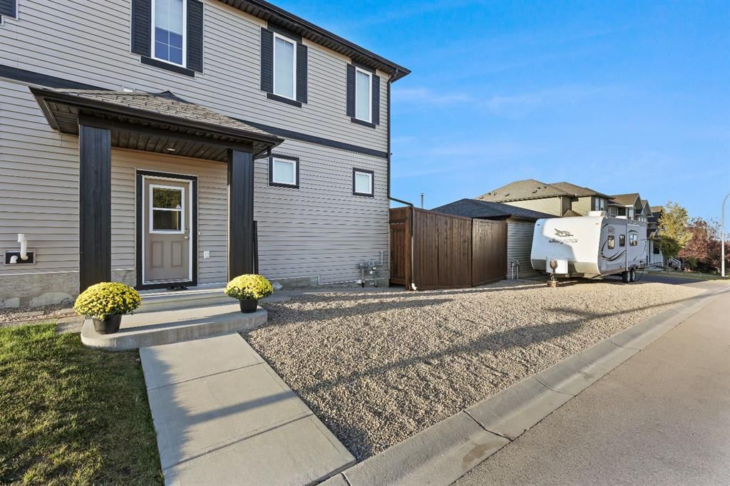 138 Nolan Hill Drive NW, Calgary — photo 4 of 50