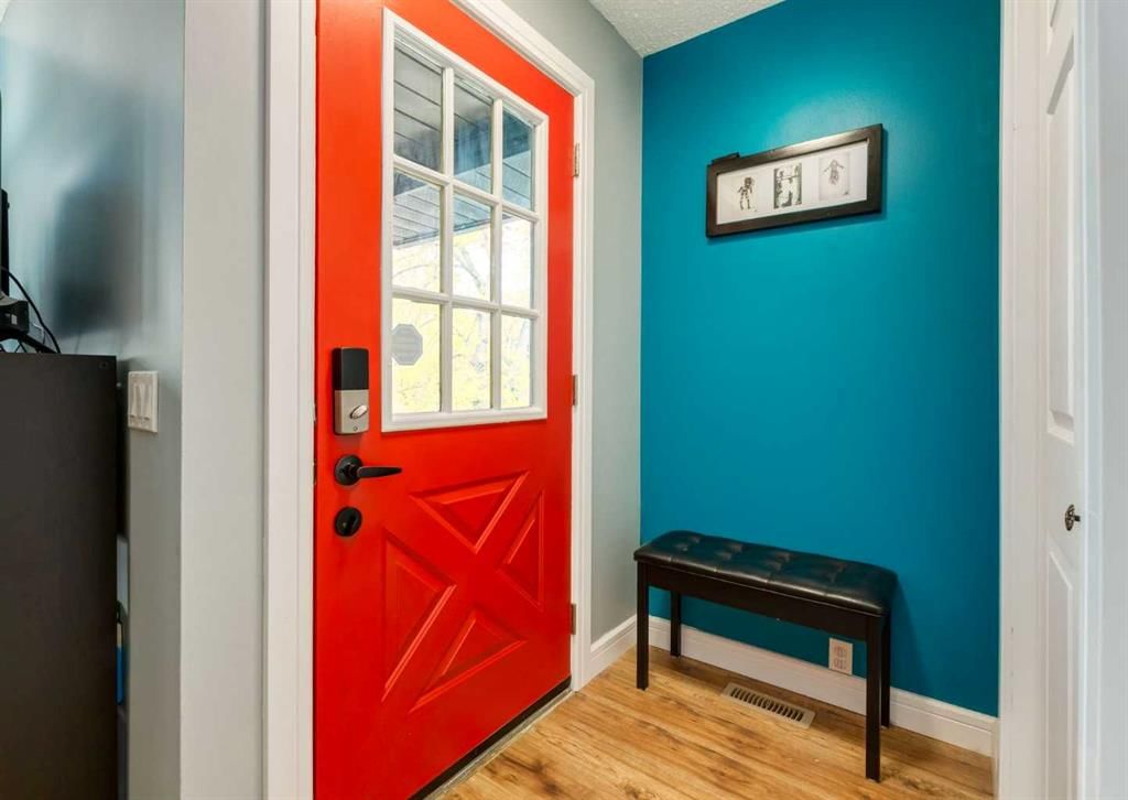 115 Berwick Way NW, Calgary — photo 3 of 26