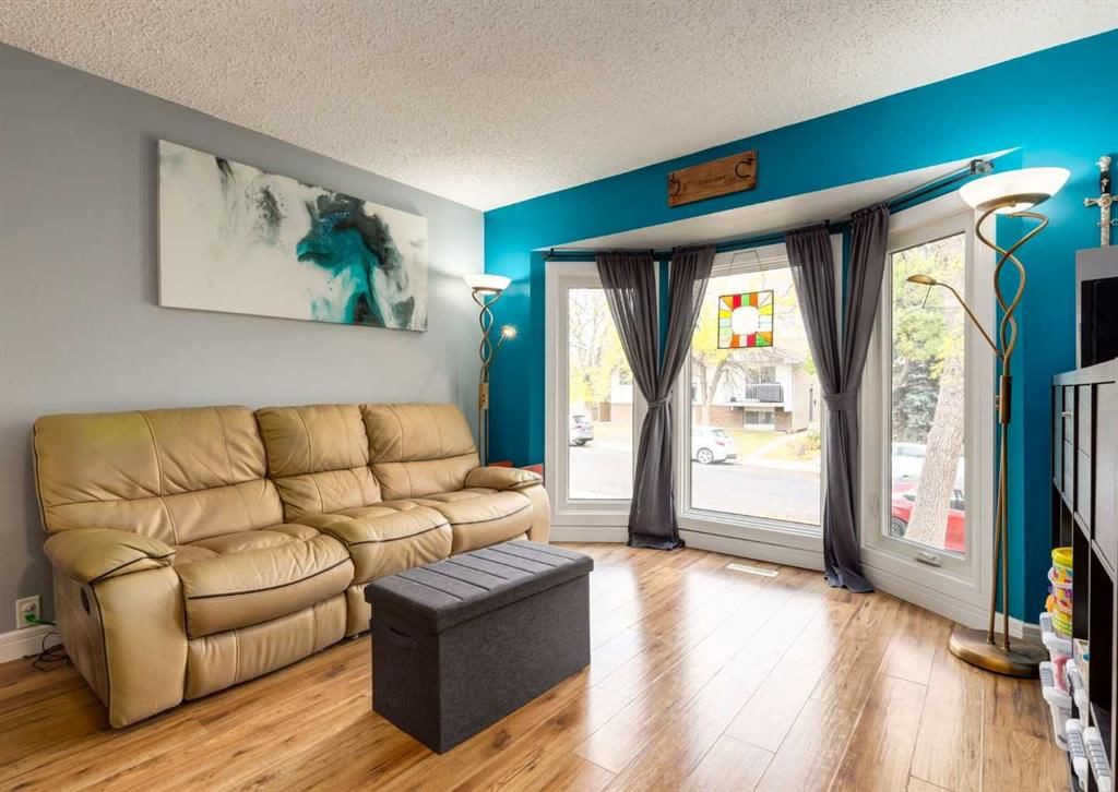 115 Berwick Way NW, Calgary — photo 4 of 26