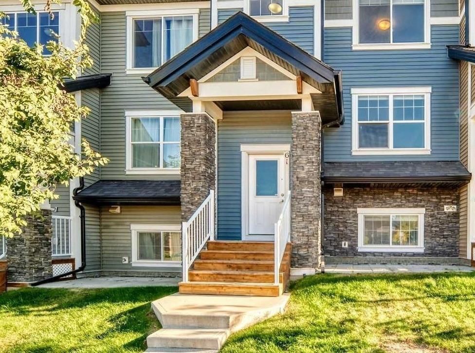 61 Nolan Hill Boulevard NW, Calgary — main listing photo
