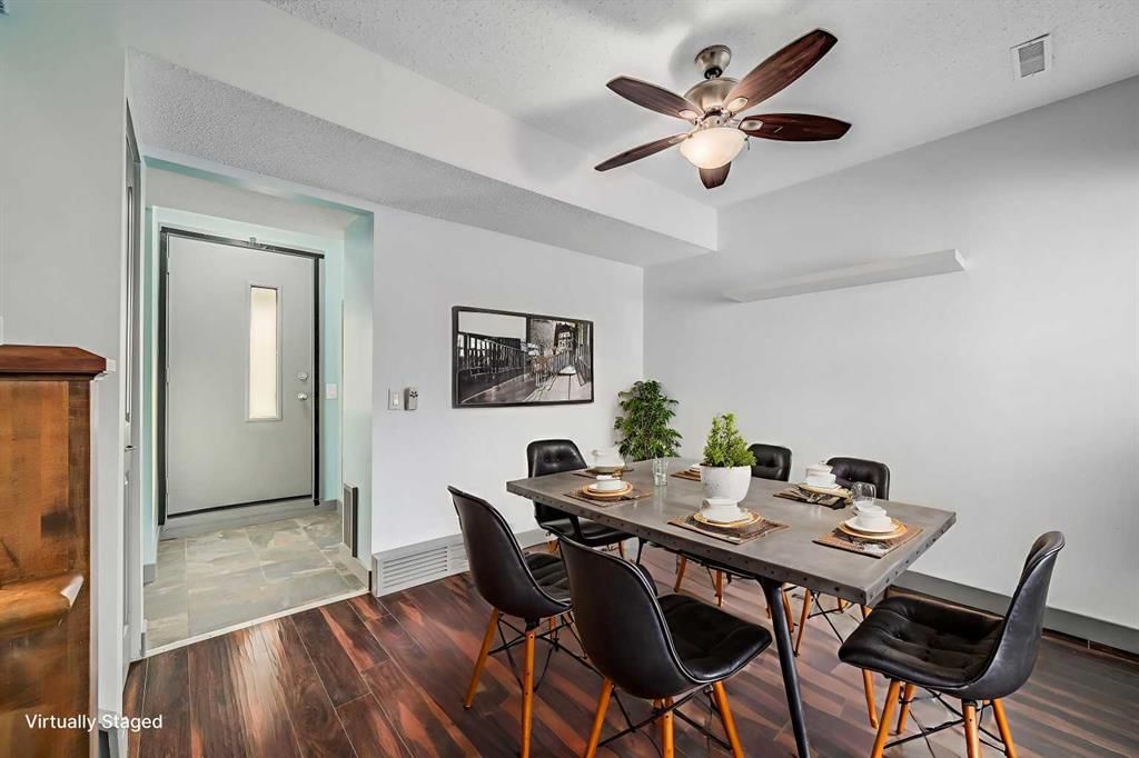 1612, 2520 Palliser Drive SW, Calgary — photo 3 of 40
