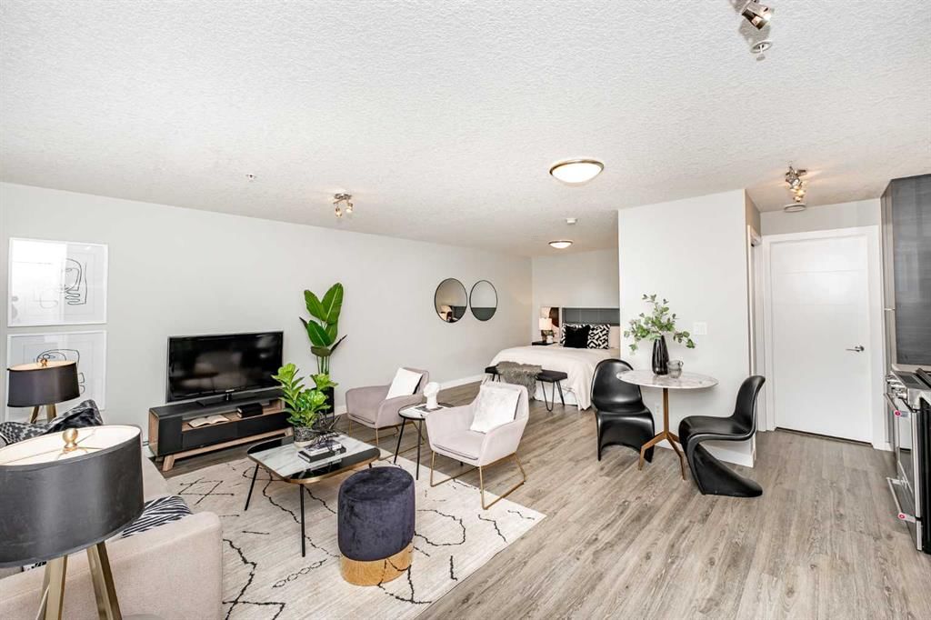 2309, 95 Burma Star Road SW, Calgary — photo 2 of 16