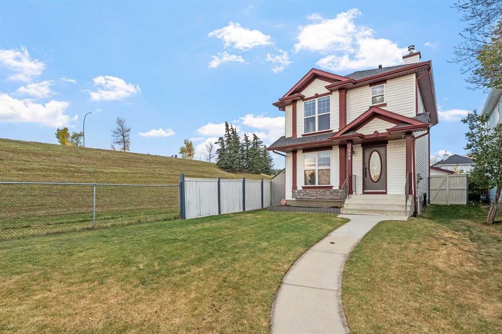 229 Hidden Hills Place NW, Calgary — photo 3 of 45