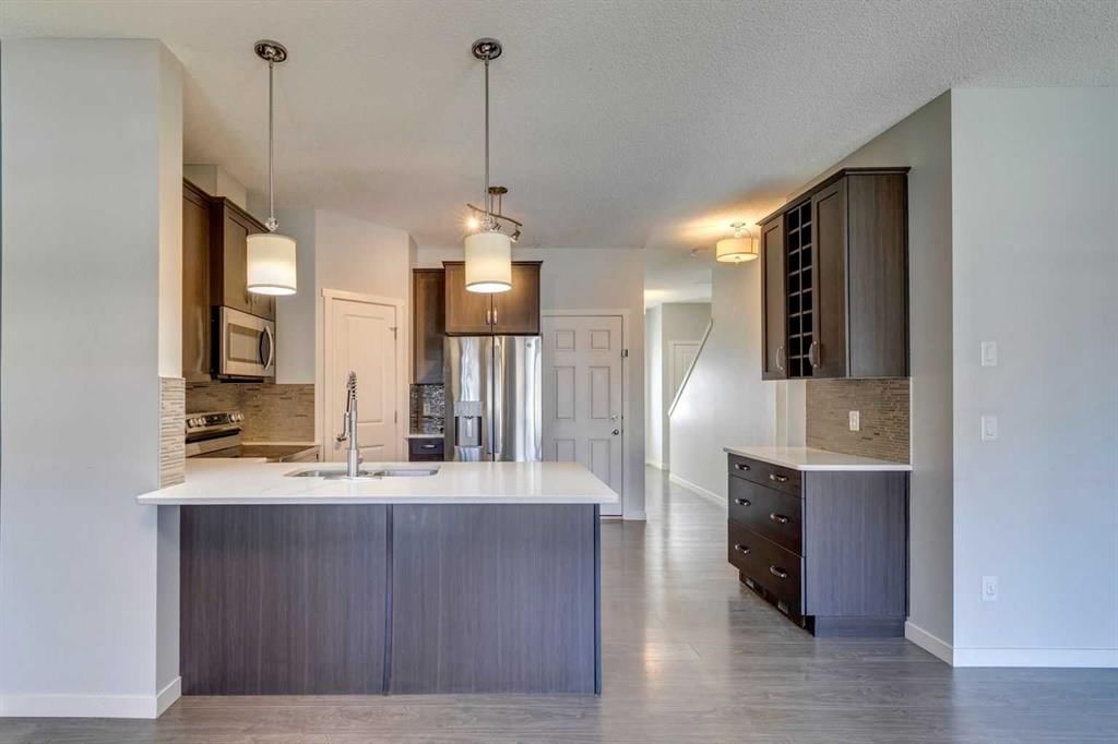 105 Copperpond Landing SE, Calgary — photo 5 of 48