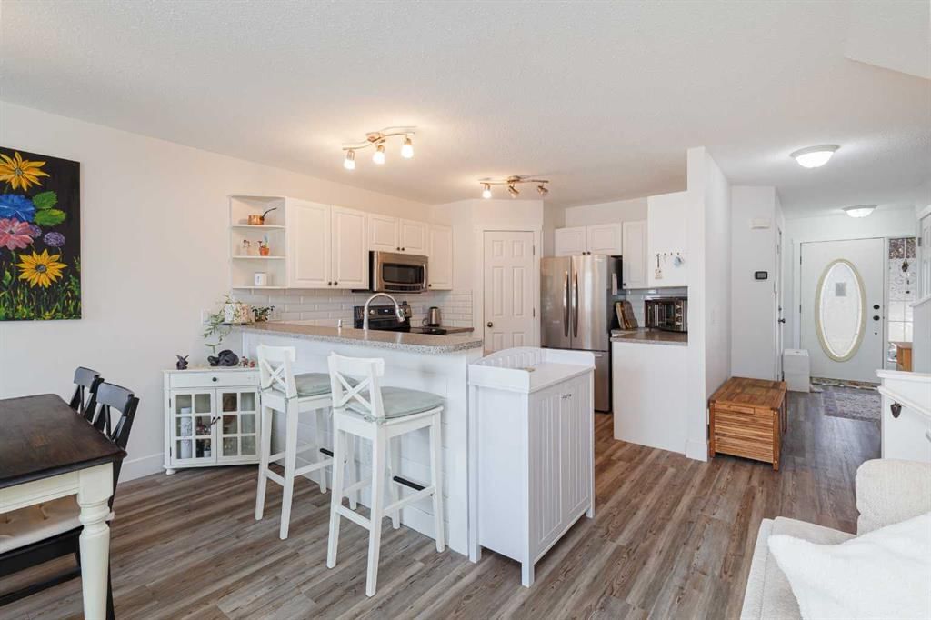 25 Chaparral Ridge Terrace SE, Calgary — photo 5 of 38