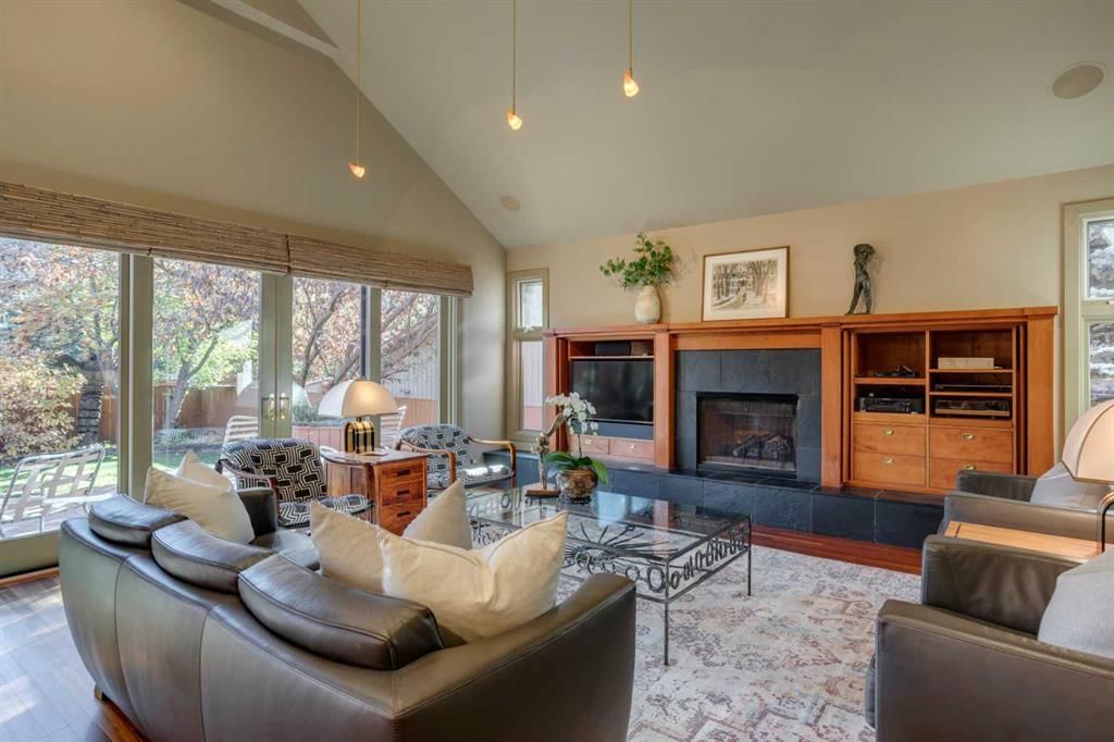 3630 7 Street SW, Calgary — photo 4 of 50