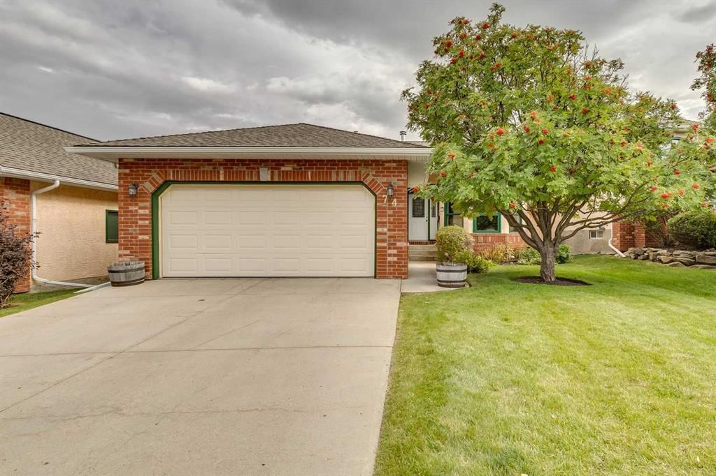 74 Evergreen Bay SW, Calgary — main listing photo