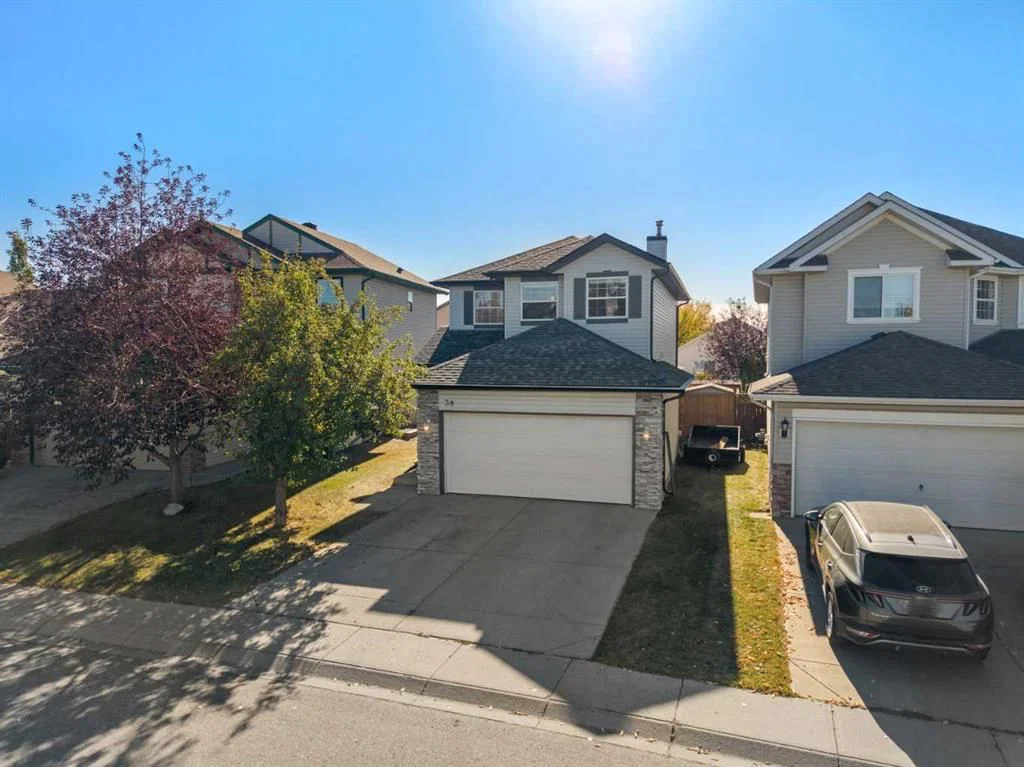 38 Harvest Park Circle NE, Calgary — photo 2 of 50