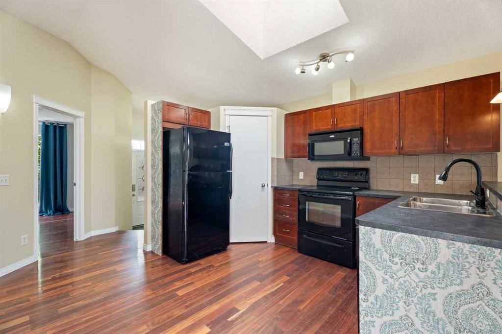 203 Auburn Bay Heights SE, Calgary — photo 3 of 29