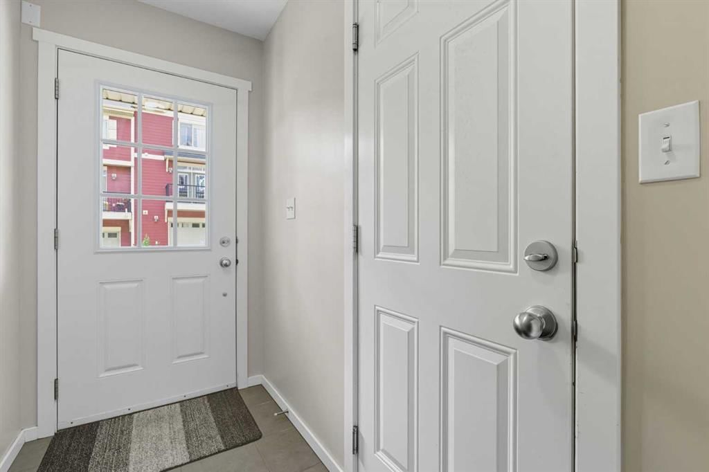 164 Evansview Gardens NW, Calgary — photo 2 of 31