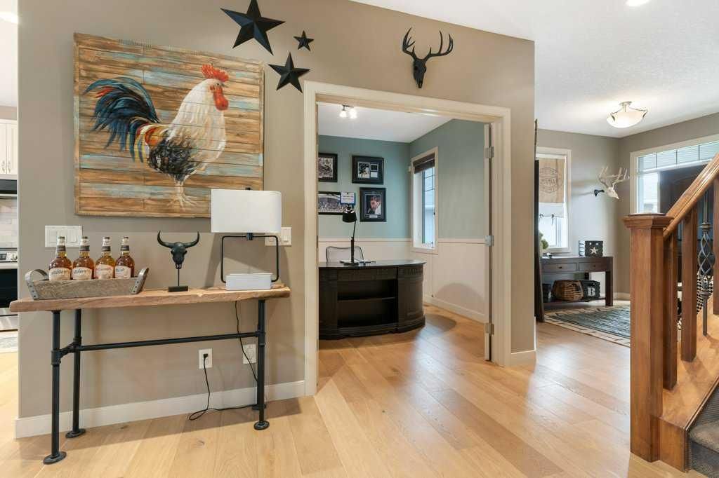 84 Panatella Manor NW, Calgary — photo 3 of 50