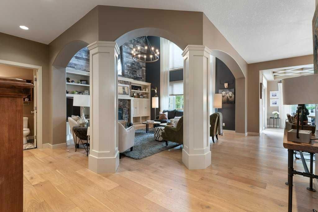 84 Panatella Manor NW, Calgary — photo 5 of 50