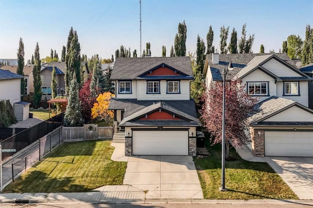 1 Cougarstone Villas SW, Calgary — photo 2 of 38