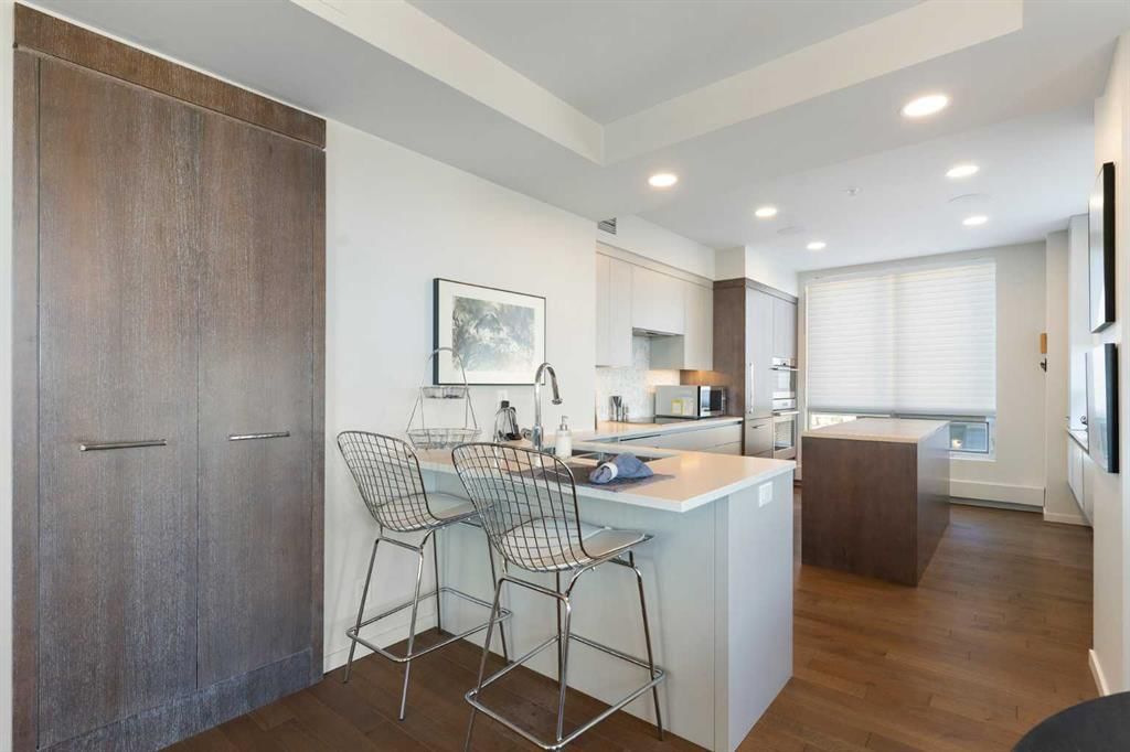 1004, 228 26 Avenue SW, Calgary — photo 4 of 50