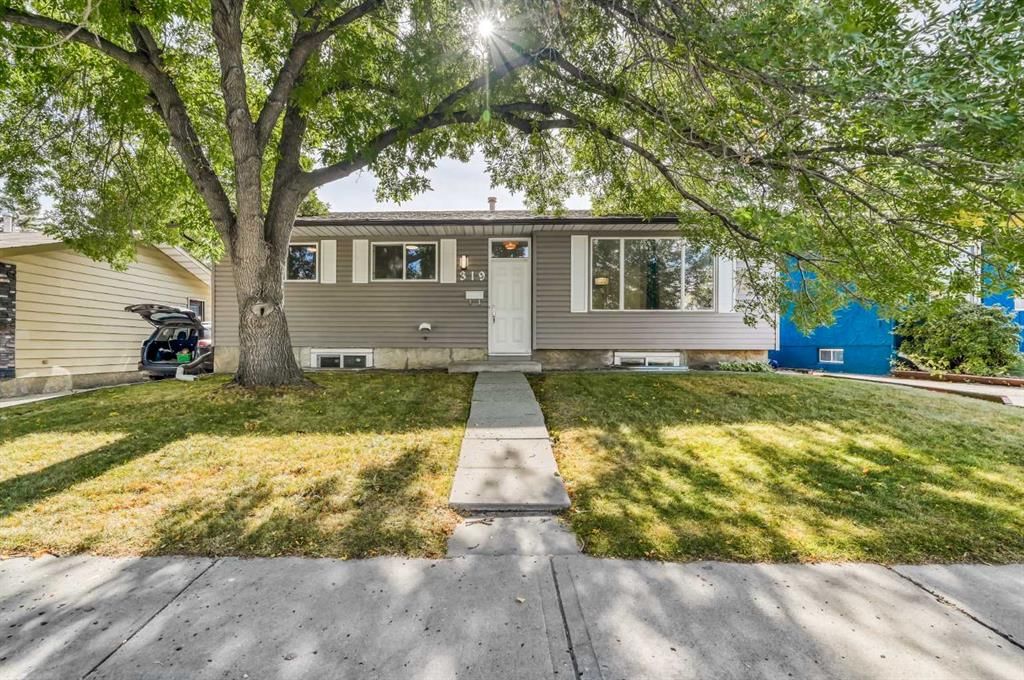 319 Lynnview Way SE, Calgary — photo 2 of 42