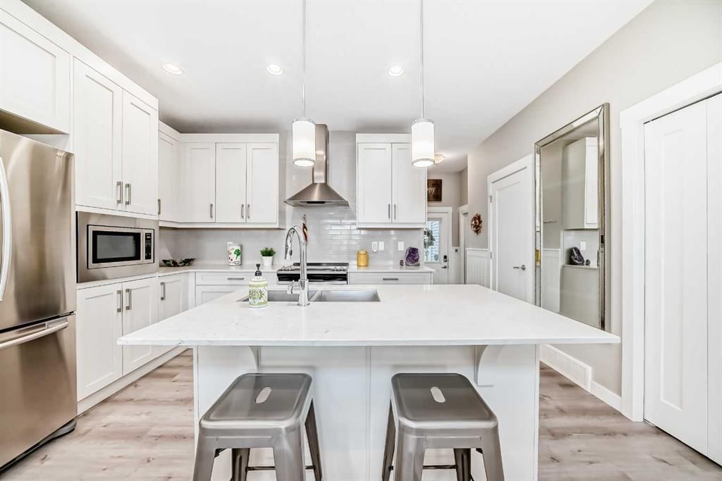 1503, 355 Nolancrest Heights NW, Calgary — photo 5 of 27