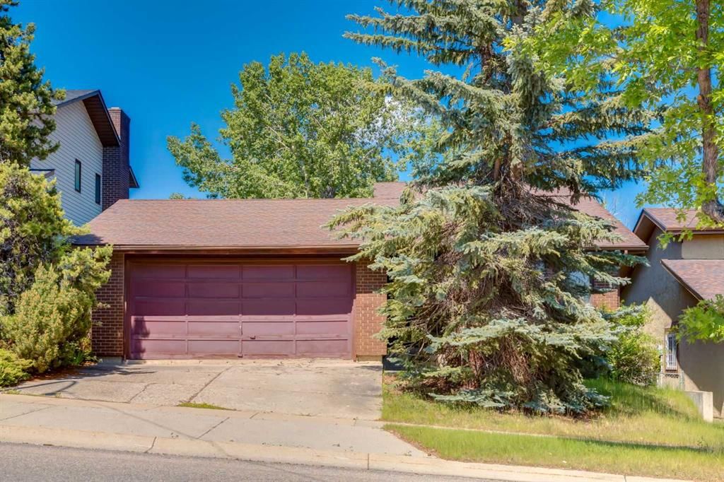 300 Edgehill Drive NW, Calgary — main listing photo