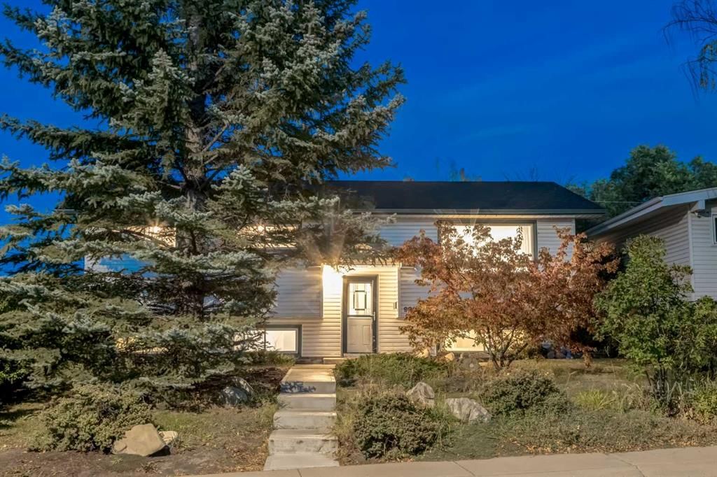 9804 ALCOTT Road SE, Calgary — main listing photo