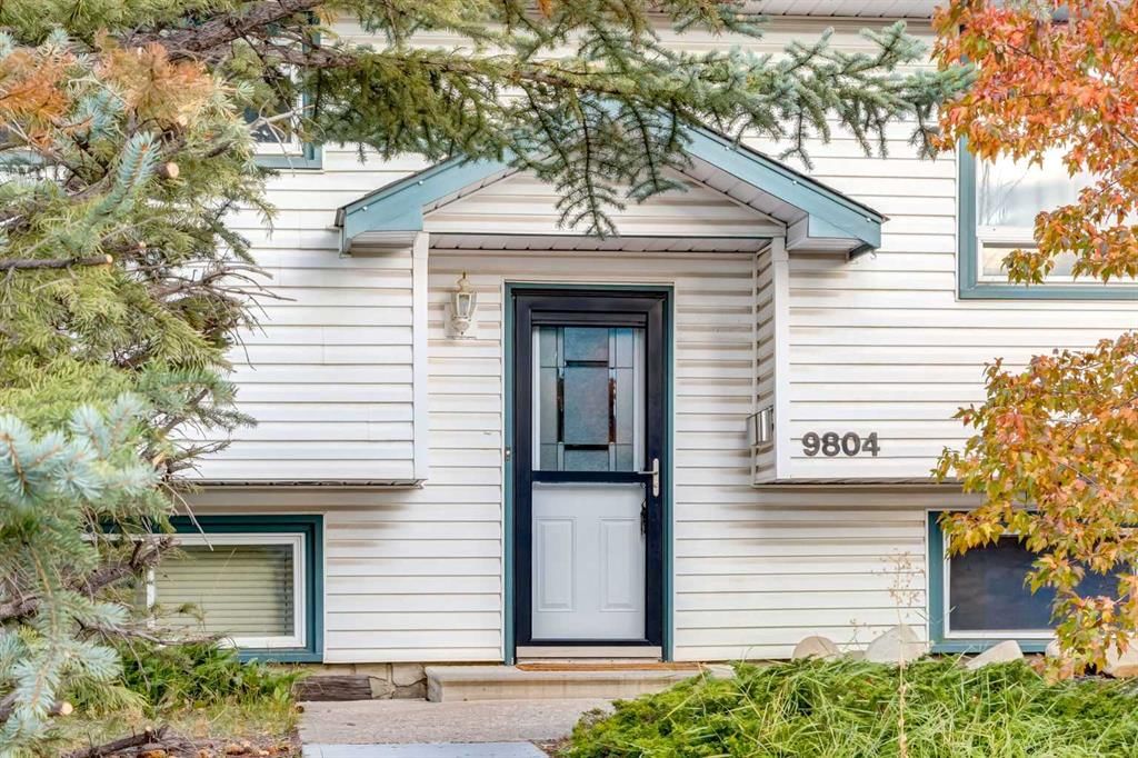 9804 ALCOTT Road SE, Calgary — photo 3 of 40