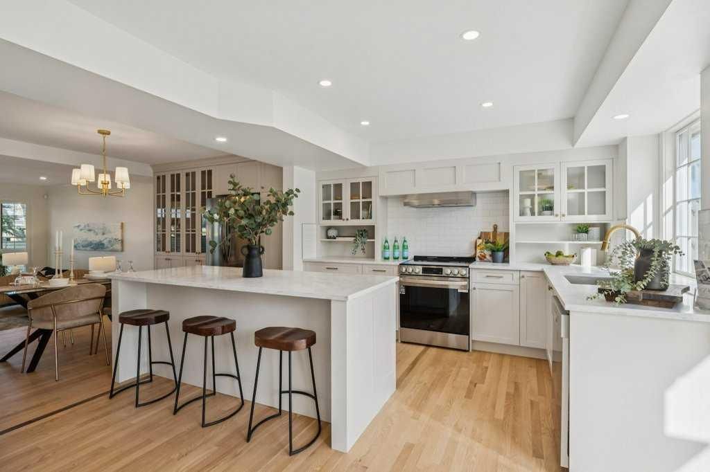 147, 3437 42 Street NW, Calgary — main listing photo