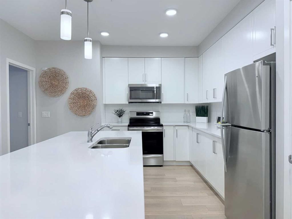 310, 20 Mahogany Mews SE, Calgary — photo 5 of 42