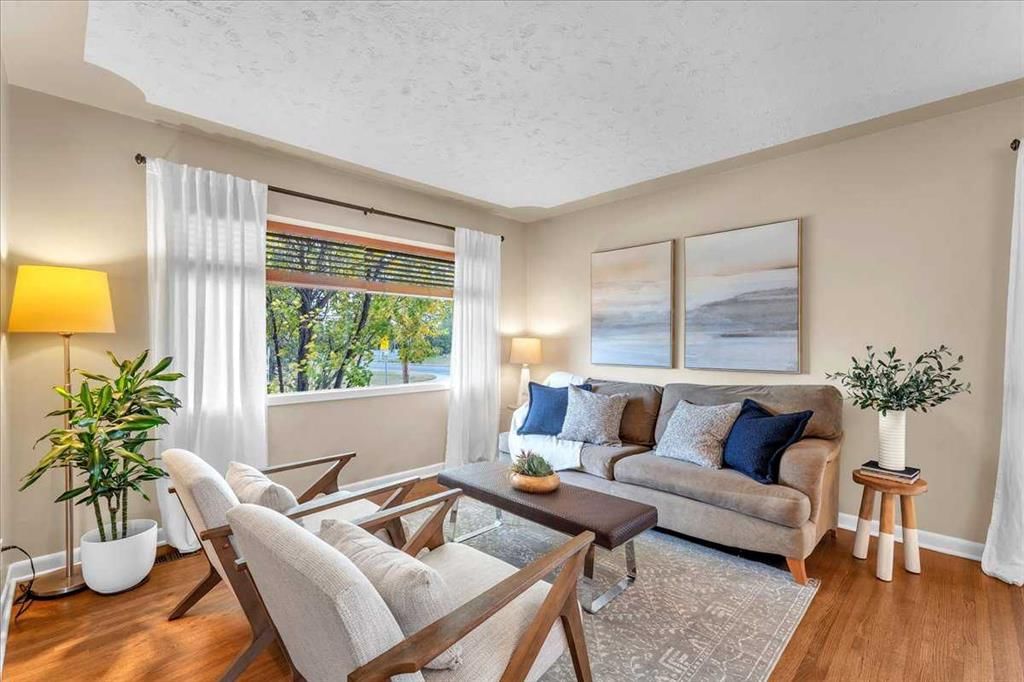 3 Walnut Drive SW, Calgary — photo 3 of 50
