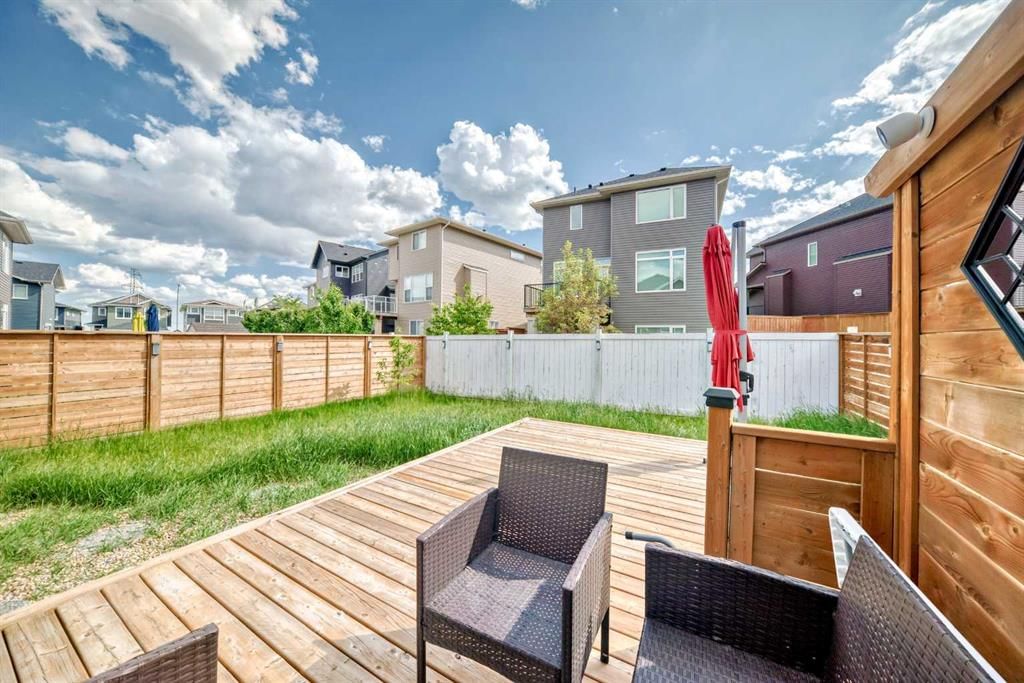 39 Evansglen Link NW, Calgary — photo 5 of 29