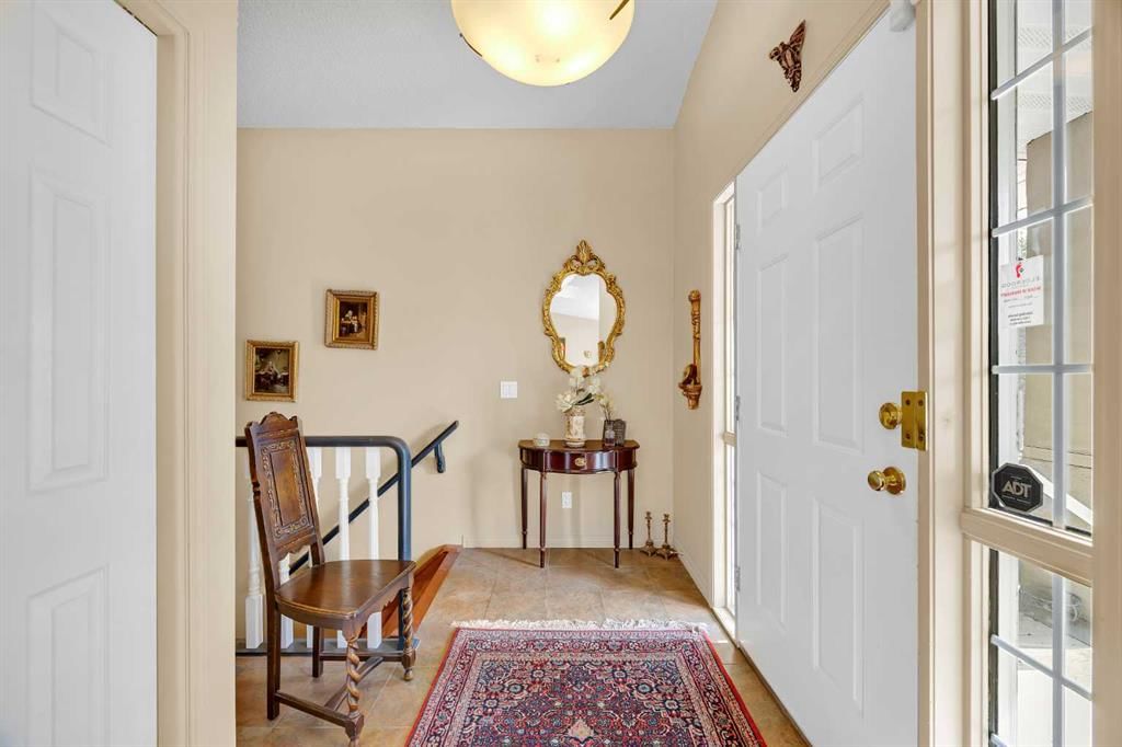 75 Christie Gardens SW, Calgary — photo 2 of 50