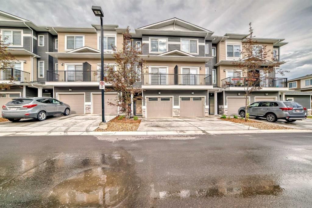 710 Sage Hill Grove NW, Calgary — main listing photo