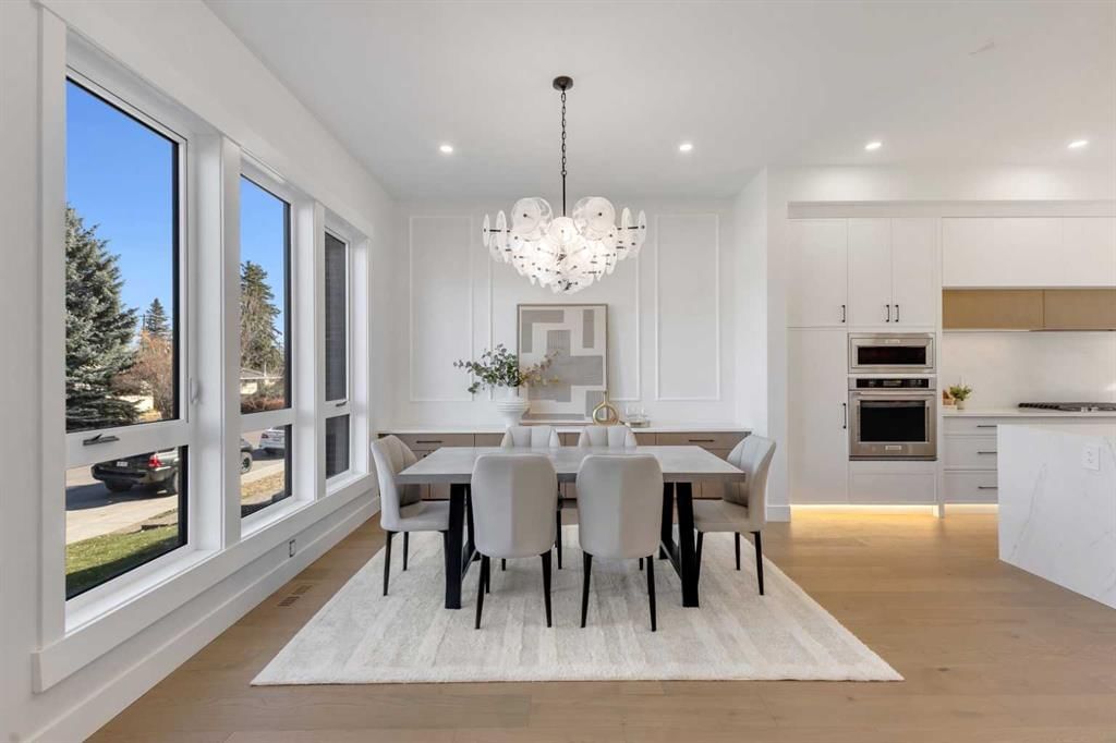 2715 Cochrane Road NW, Calgary — photo 3 of 50