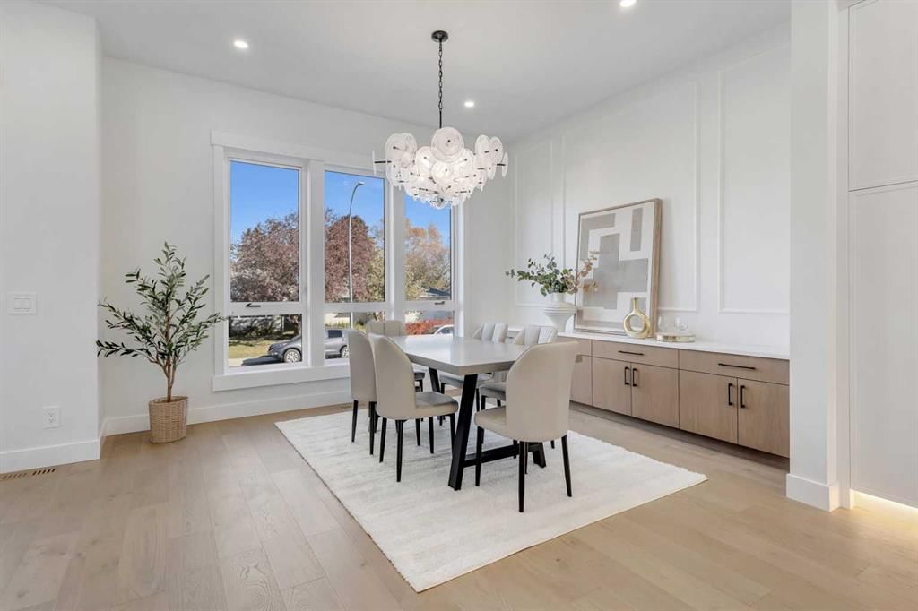 2715 Cochrane Road NW, Calgary — photo 4 of 50