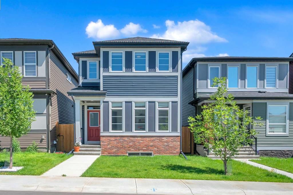 18 Wolf Creek Rise SE, Calgary — main listing photo