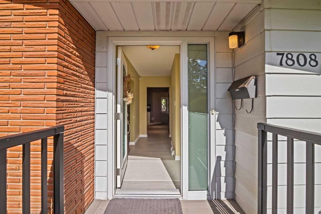 7808 Chardie Road SW, Calgary — photo 5 of 47