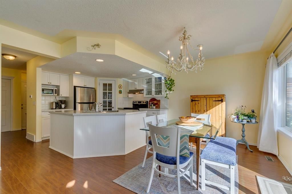 1145 Sunlake Link SE, Calgary — photo 5 of 50