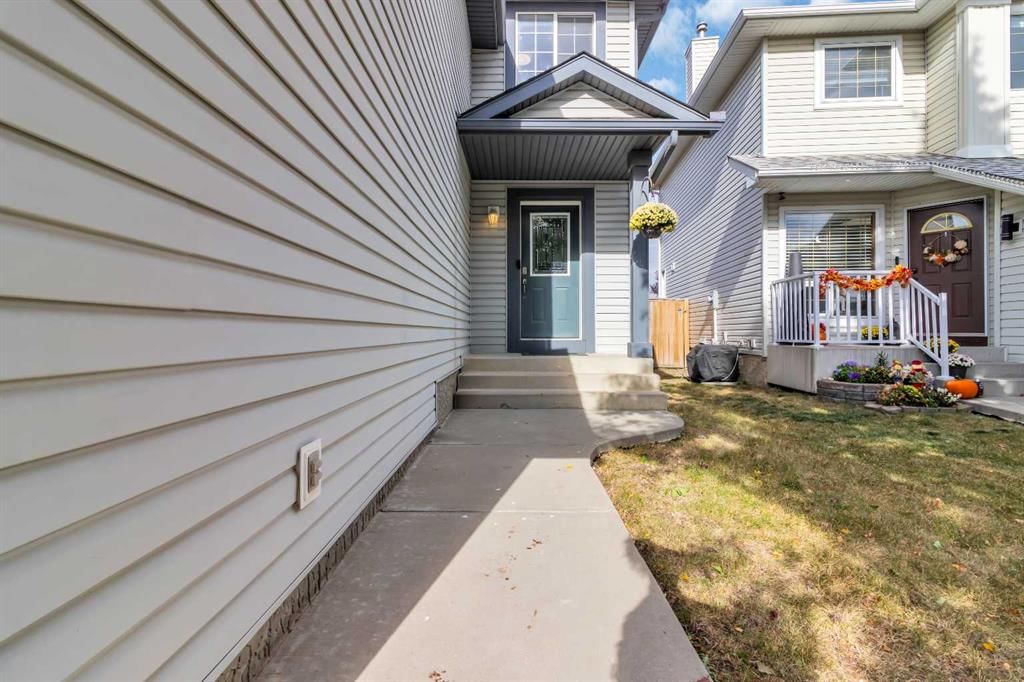 187 Citadel Meadow Grove NW, Calgary — photo 2 of 50