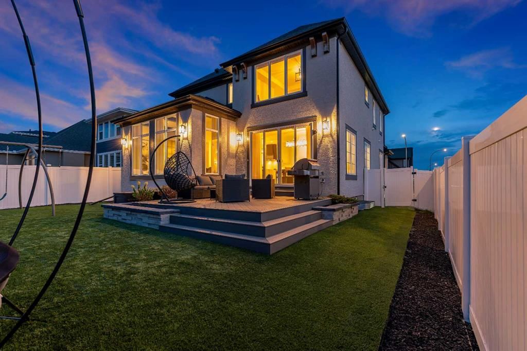 8 Mahogany Cape SE, Calgary — photo 4 of 50