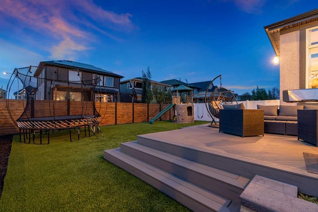 8 Mahogany Cape SE, Calgary — photo 5 of 50