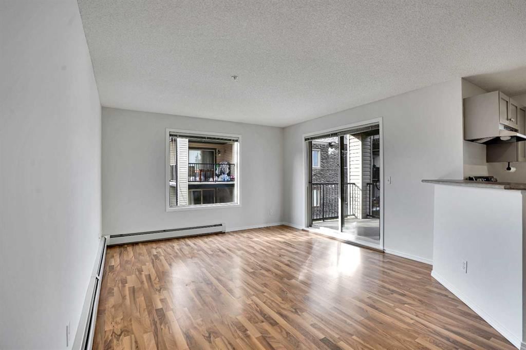 2202, 8 Bridlecrest Drive SW, Calgary — photo 5 of 38