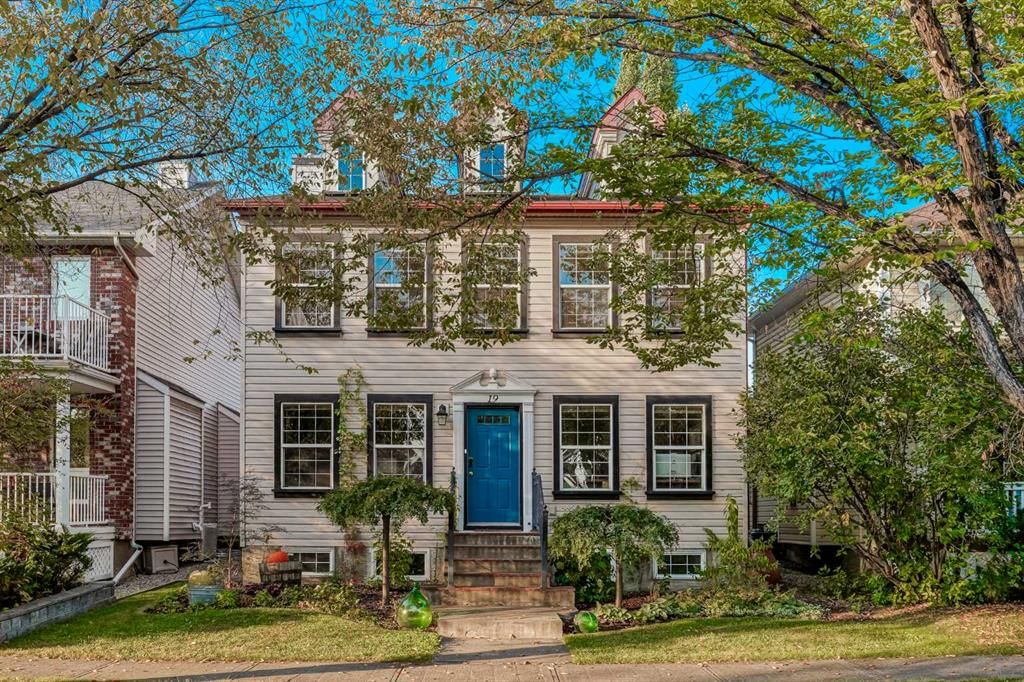 19 Inverness Boulevard SE, Calgary — main listing photo