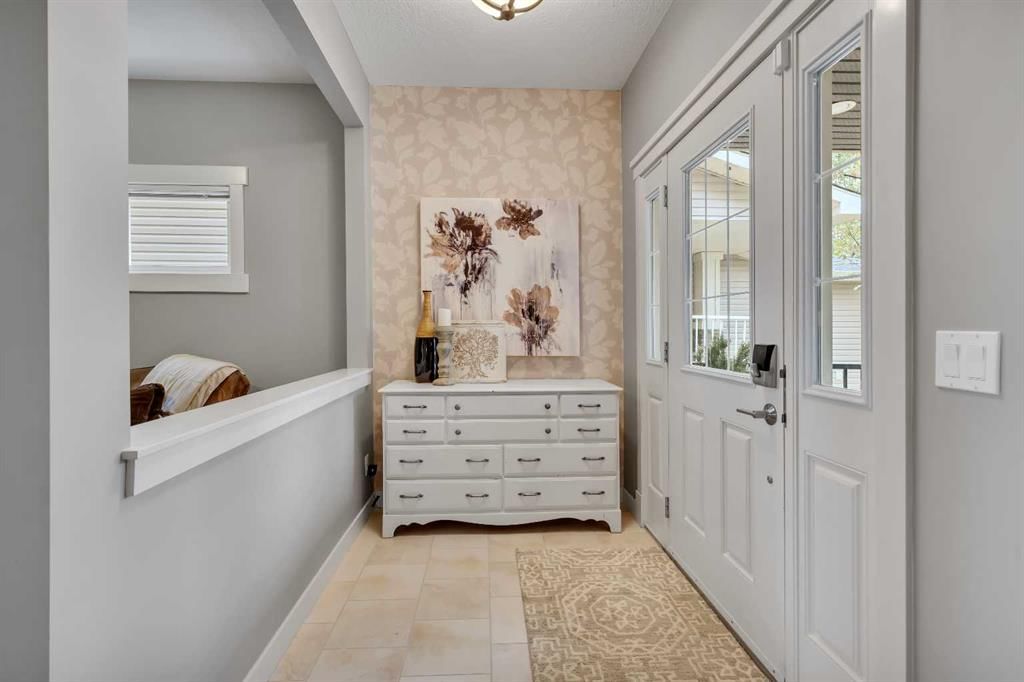 135 Sage Valley Green NW, Calgary — photo 4 of 50