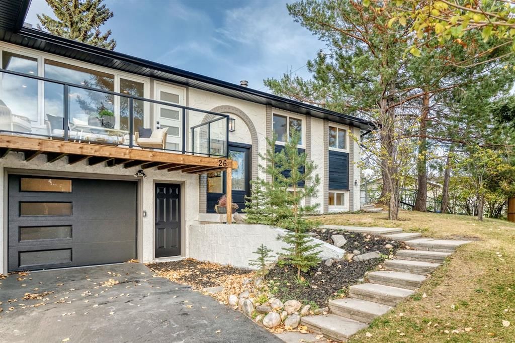 26 Dalgetty Place NW, Calgary — main listing photo